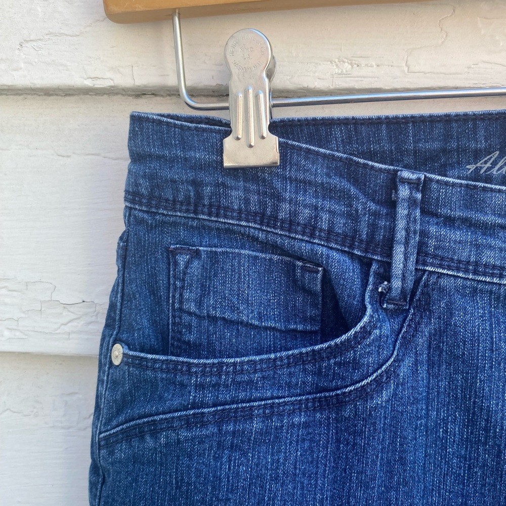 Gloria Vanderbilt Blue Capri Jeans 8P - Picture 3 of 7